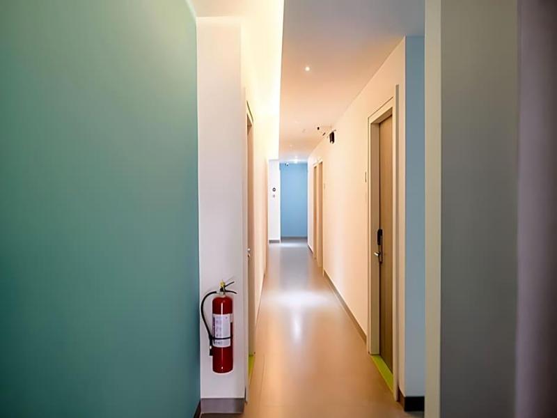 Sans Hotel Roxy Jakarta image