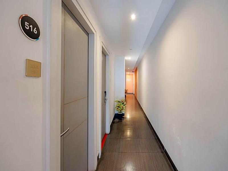 Sans Hotel Roxy Jakarta image