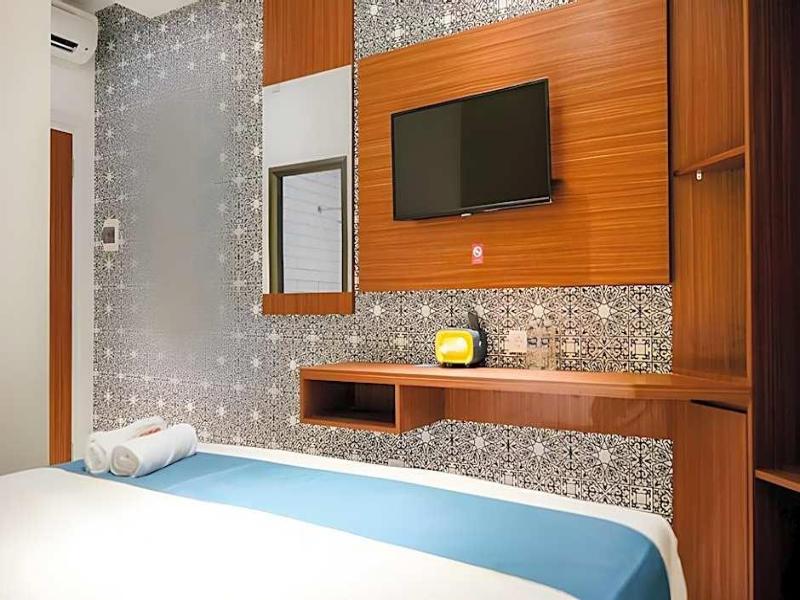 Sans Hotel Roxy Jakarta image