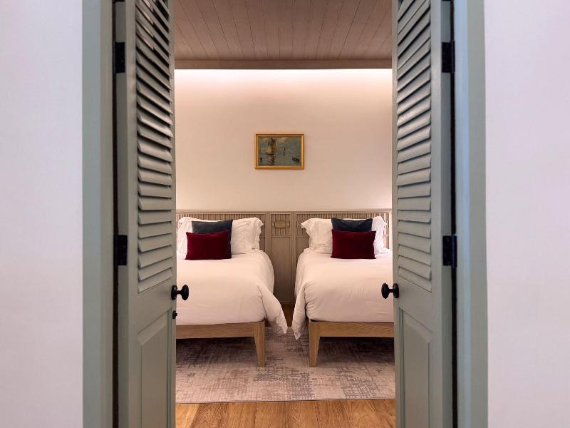 Charras Bhawan Hotel And Residences  image