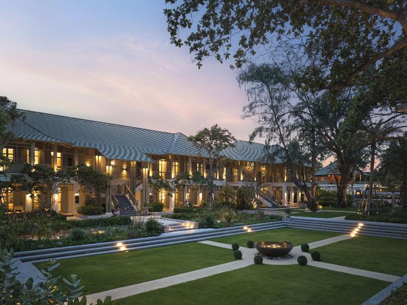 Charras Bhawan Hotel And Residences  image