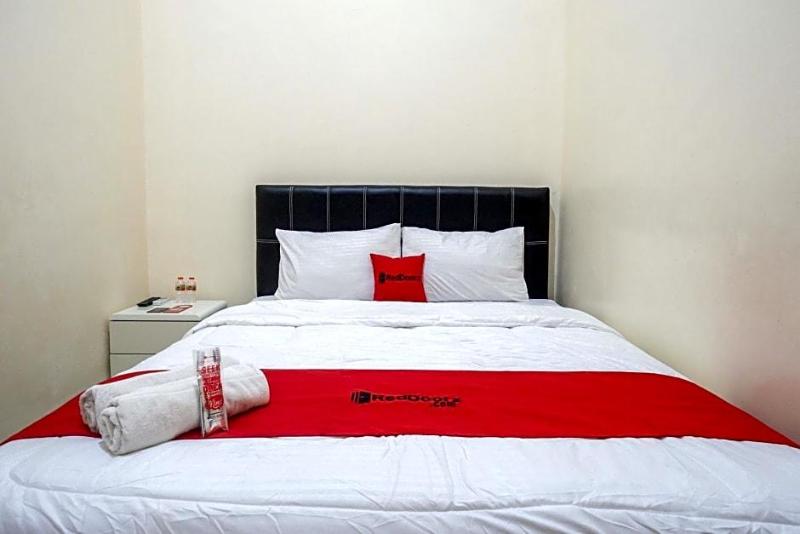 Reddoorz Syariah Near Pasar Godong Grobogan image