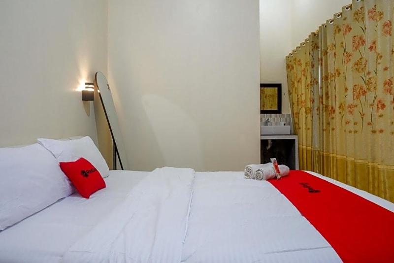 Reddoorz Syariah Near Pasar Godong Grobogan image