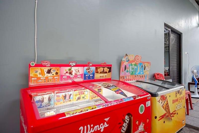 Reddoorz Syariah Near Pasar Godong Grobogan image