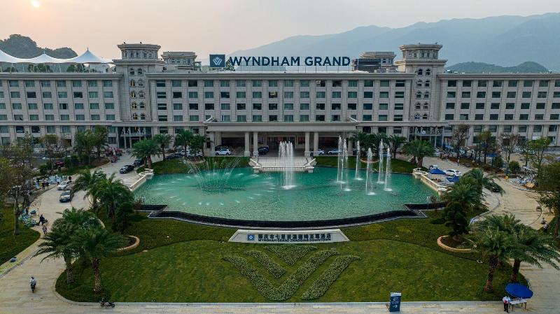 Wyndham Grand Zhaoqing Downtown image