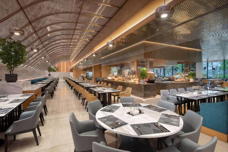 Wyndham Grand Zhaoqing Downtown image