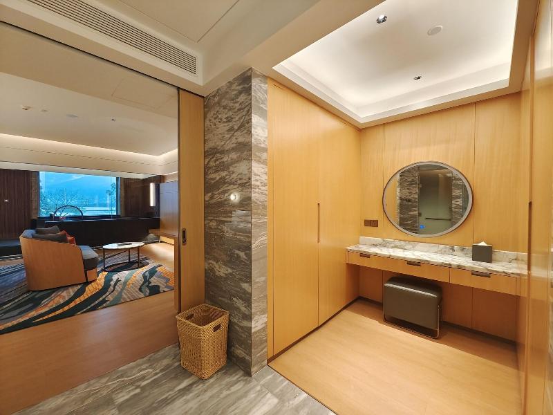 Wyndham Grand Zhaoqing Downtown image