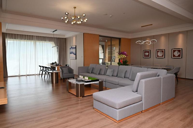 Wyndham Grand Zhaoqing Downtown image