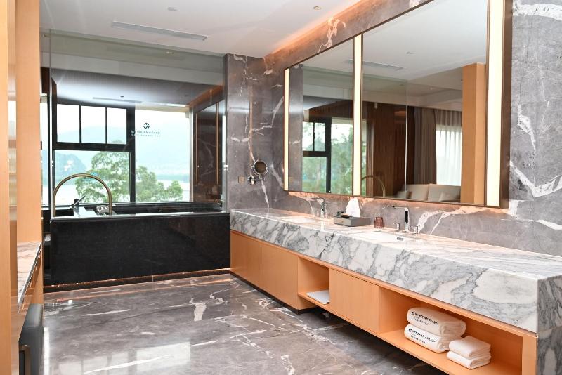 Wyndham Grand Zhaoqing Downtown image