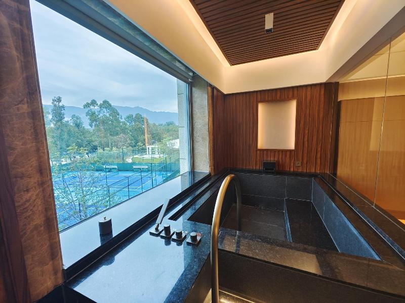Wyndham Grand Zhaoqing Downtown image
