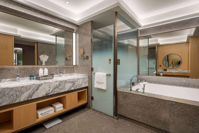 Wyndham Grand Zhaoqing Downtown image