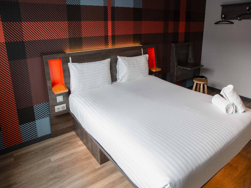 easyHotel Paris North Aubervilliers image