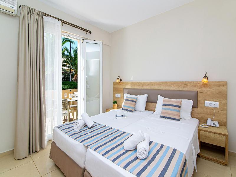 Theo Star Beach Hotel image