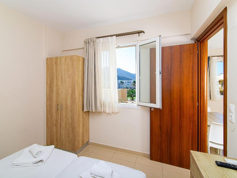Theo Star Beach Hotel image