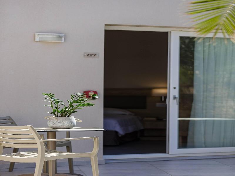 Theo Star Beach Hotel image