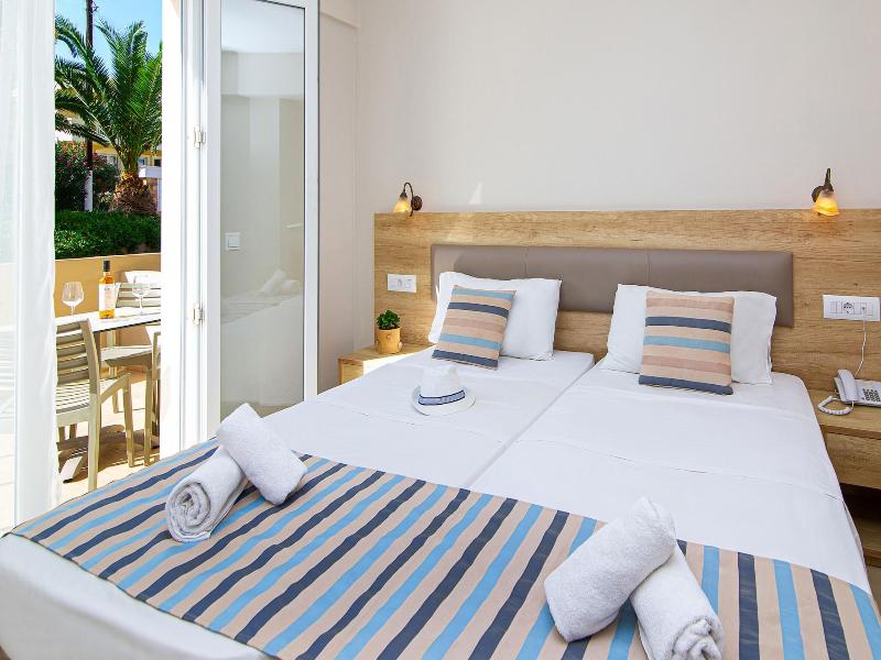 Theo Star Beach Hotel image