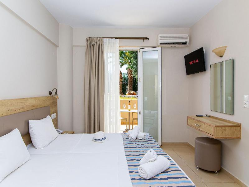 Theo Star Beach Hotel image