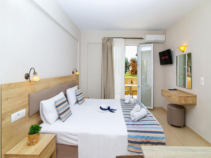 Theo Star Beach Hotel image