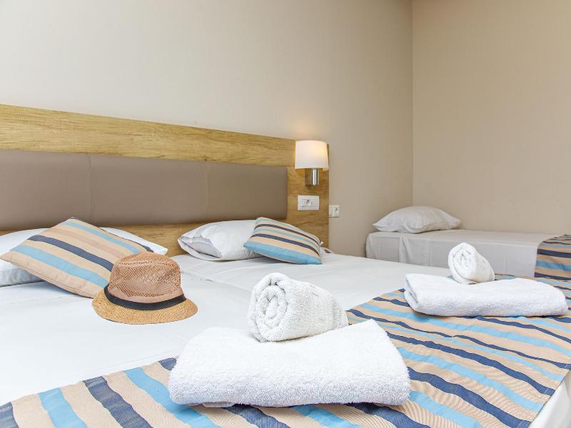 Theo Star Beach Hotel image