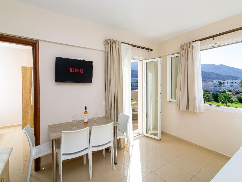 Theo Star Beach Hotel image