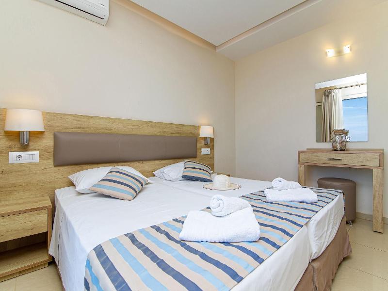Theo Star Beach Hotel image