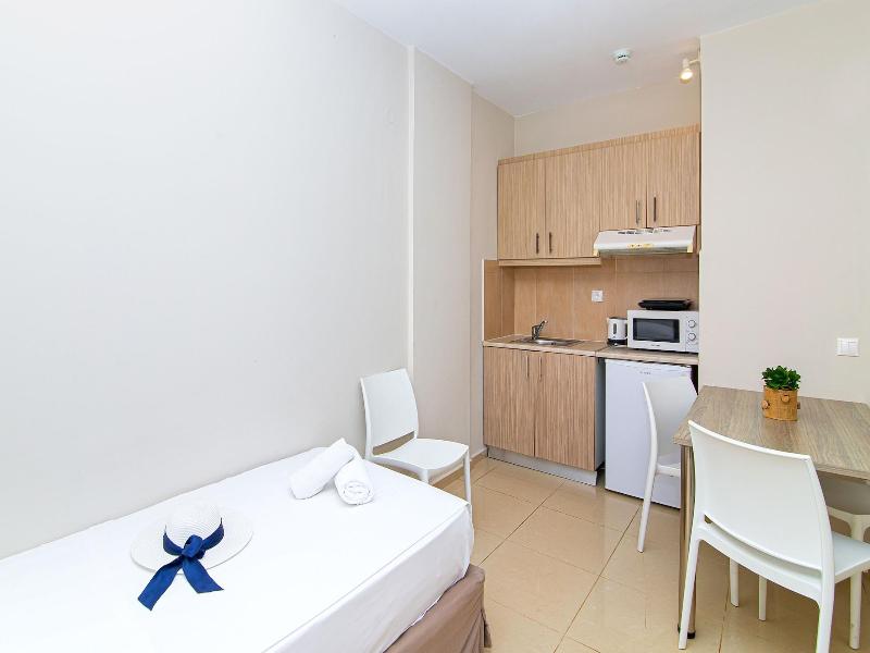Theo Star Beach Hotel image