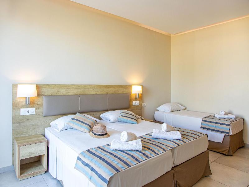 Theo Star Beach Hotel image