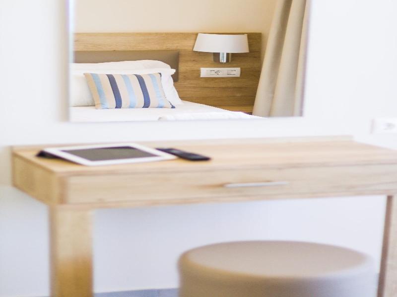 Theo Star Beach Hotel image