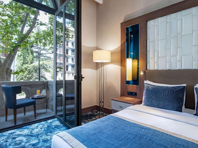 Tbilisi Philharmonic by Mercure Hotel image
