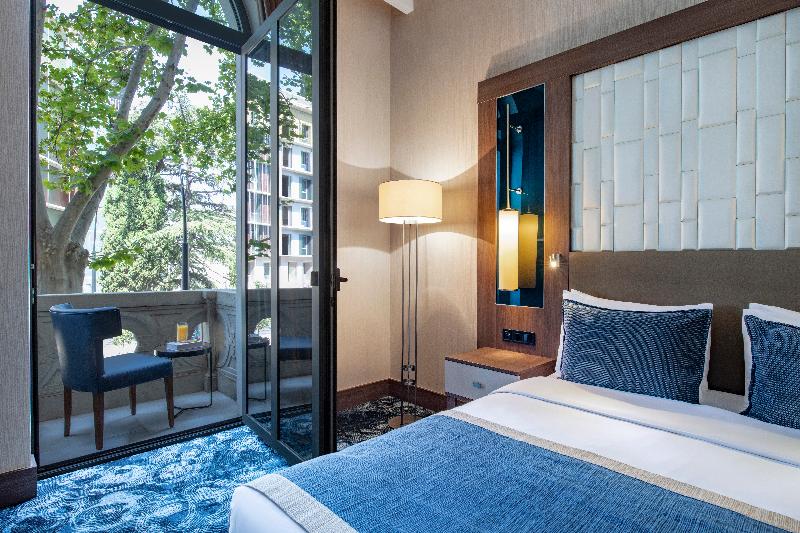 Tbilisi Philharmonic by Mercure Hotel image