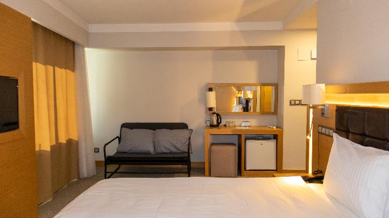 Lotus Park Hotel 2