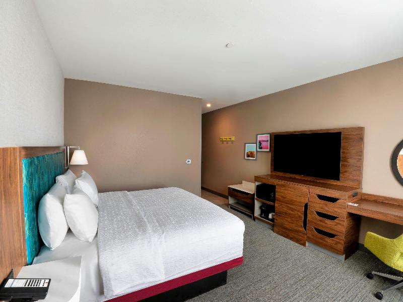 Hampton Inn Needles image