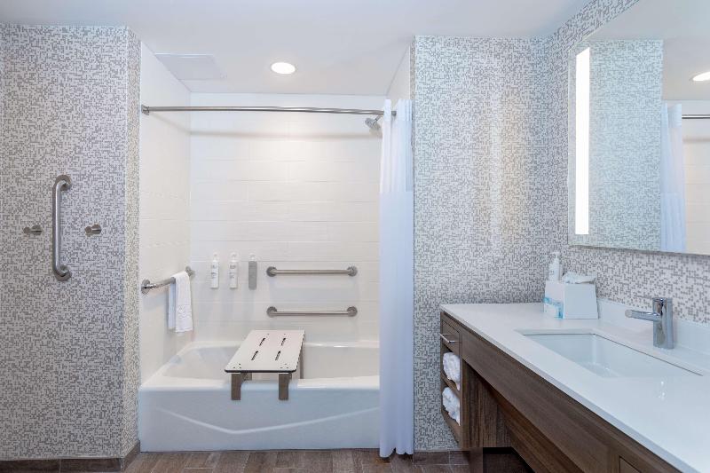 Home2 Suites by Hilton Vero Beach I-95 image