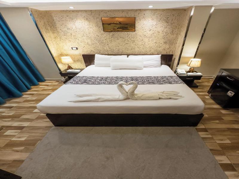 Turquoise Pyramids Hotel image