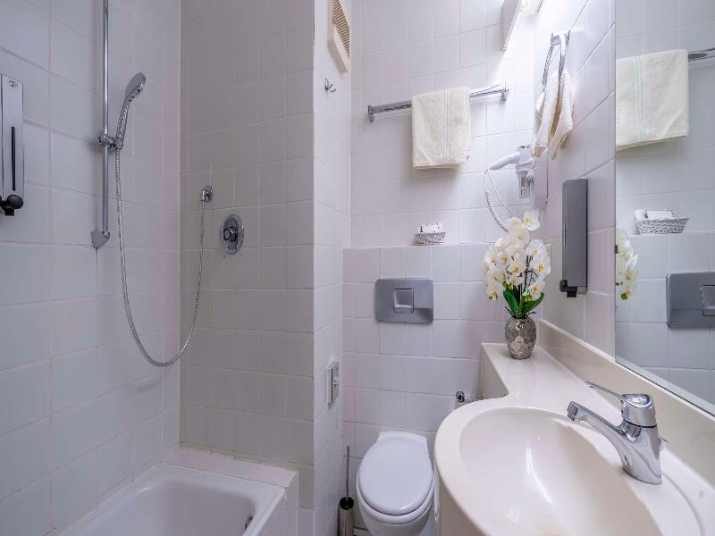 Sure Hotel by Best Western Hilden Dusseldorf image