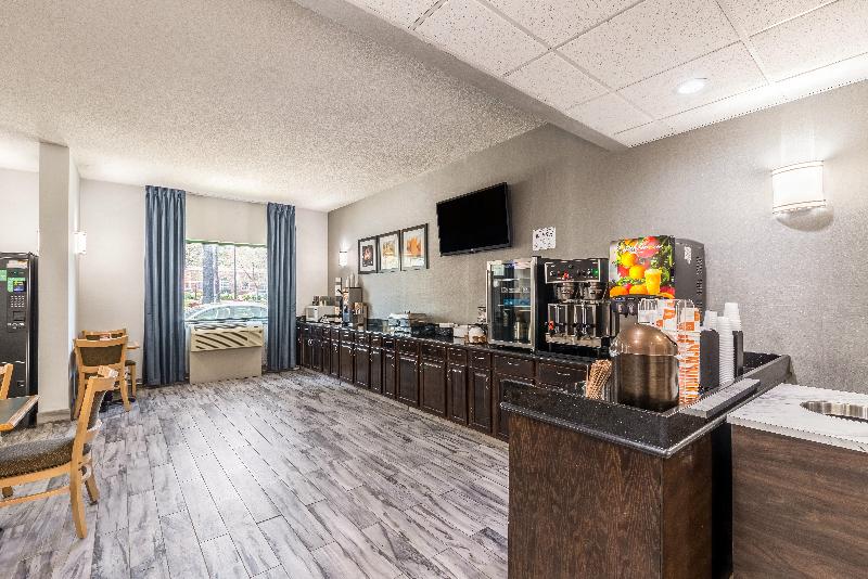 Lake Norman Inn And Suites image