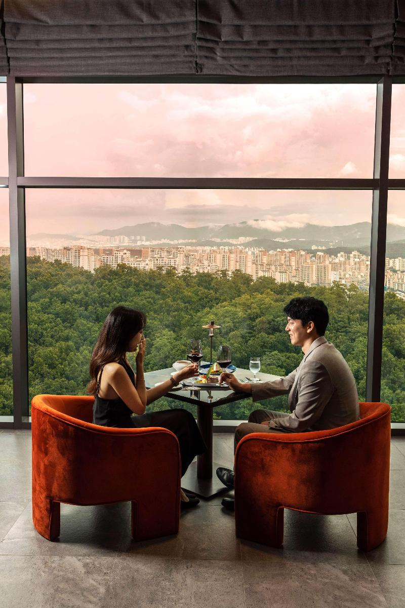 Doubletree By Hilton Seoul Pangyo image
