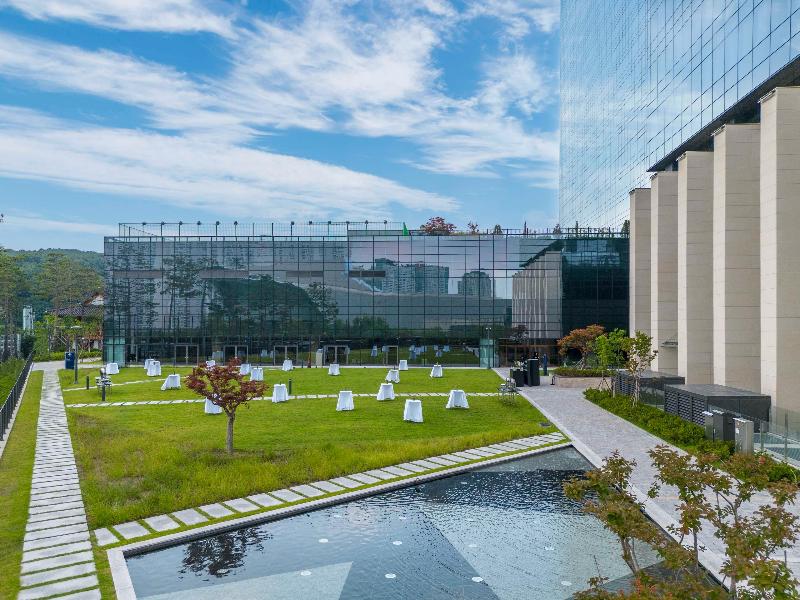 Doubletree By Hilton Seoul Pangyo image