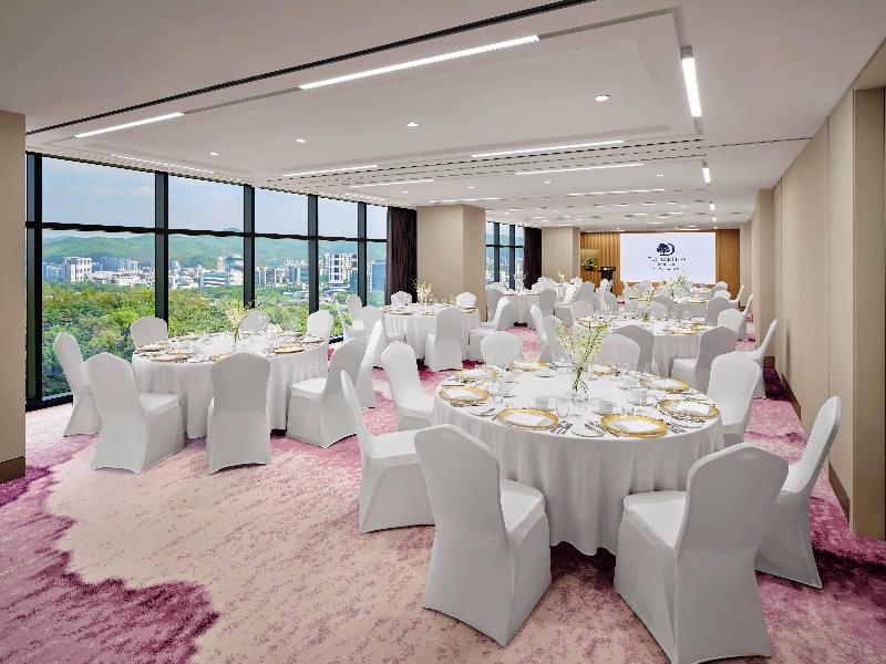 Doubletree By Hilton Seoul Pangyo image