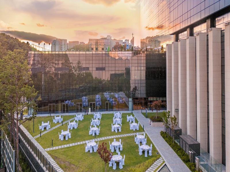 Doubletree By Hilton Seoul Pangyo image