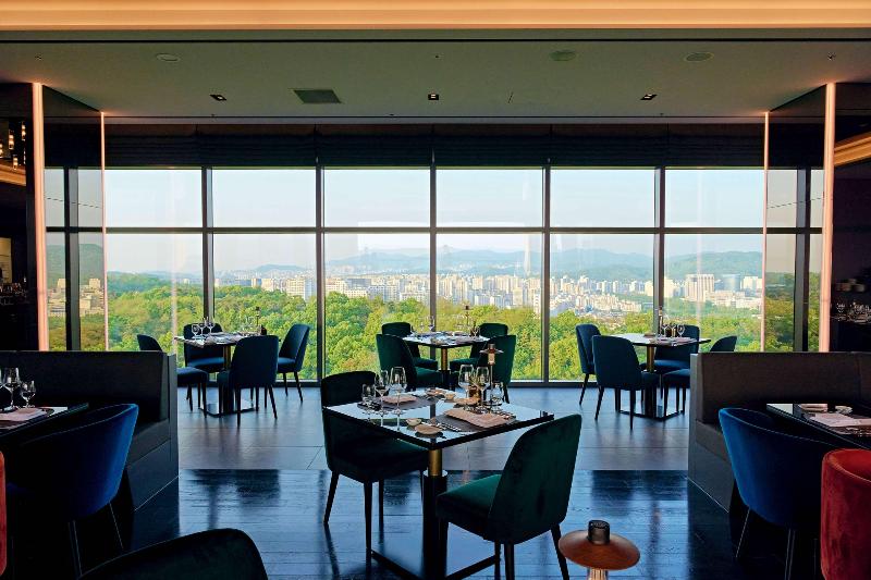 Doubletree By Hilton Seoul Pangyo image