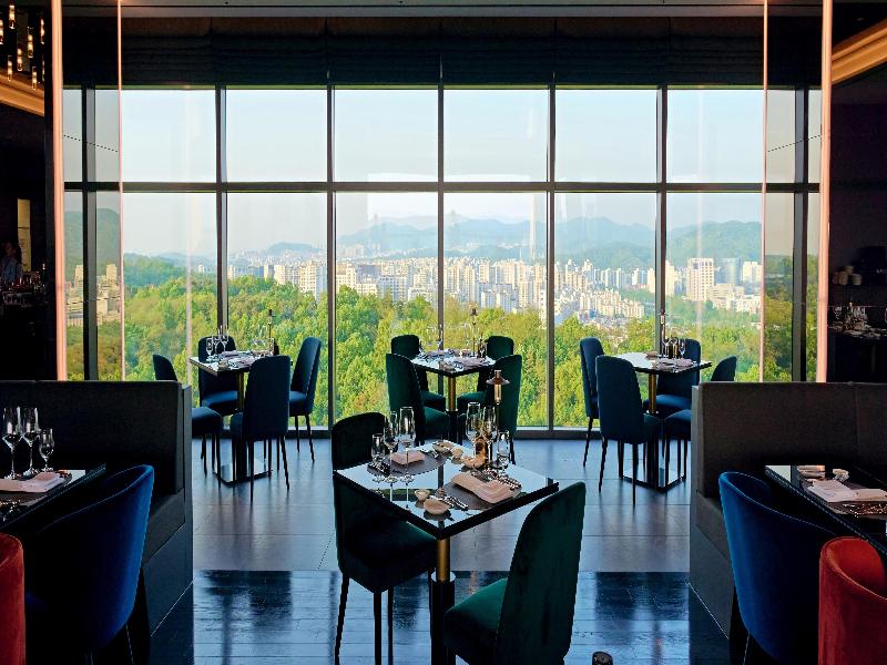 Doubletree By Hilton Seoul Pangyo image