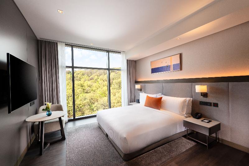 Doubletree By Hilton Seoul Pangyo image