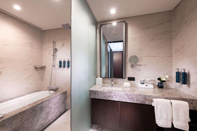 Doubletree By Hilton Seoul Pangyo image