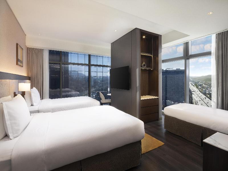 Doubletree By Hilton Seoul Pangyo image