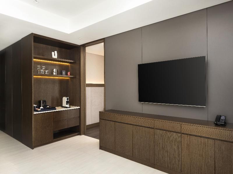 Doubletree By Hilton Seoul Pangyo image