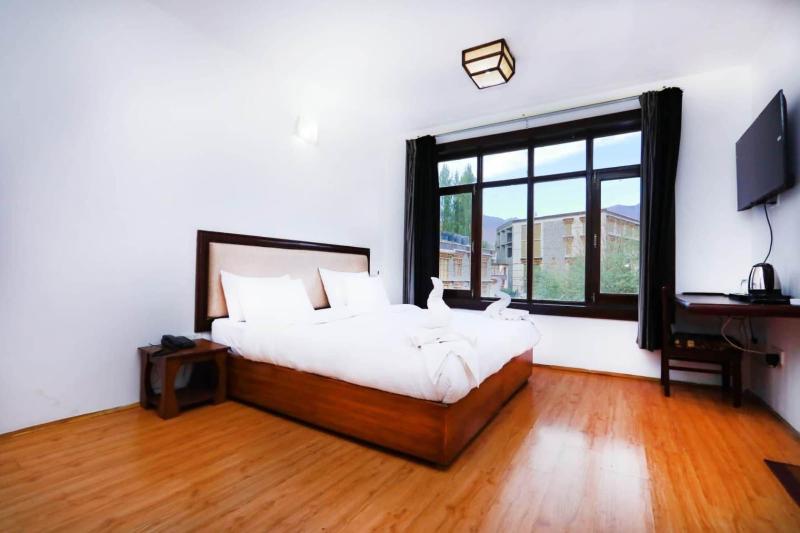 Tih Hotel Sky Desert image