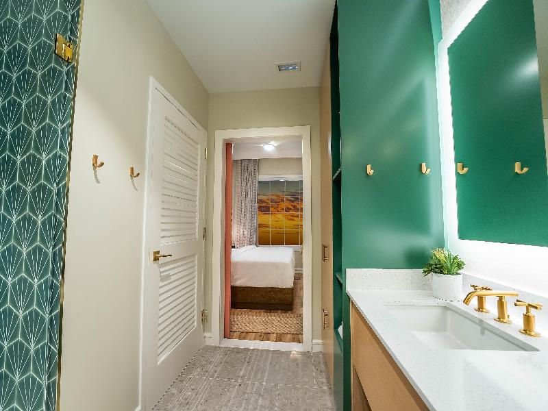Embassy Suites By Hilton Orlando Sunset Walk image