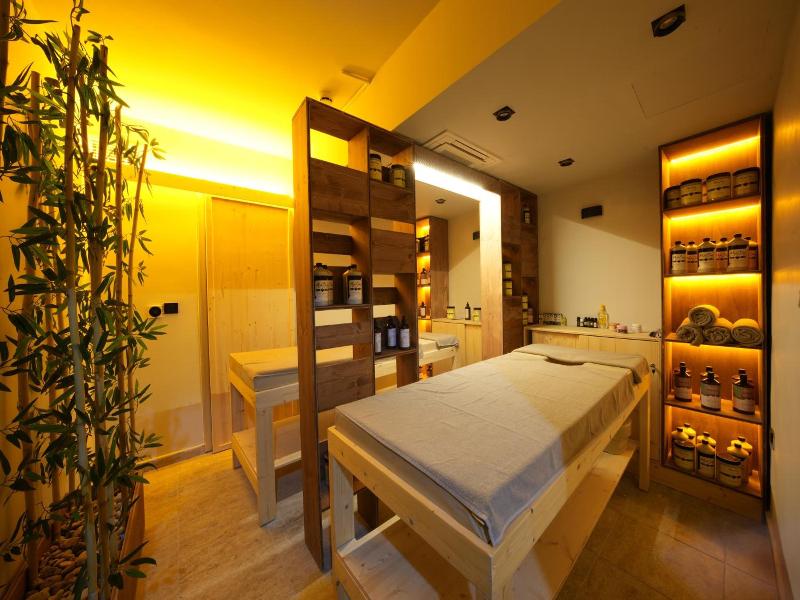 Ramitos Boutique Hotel image