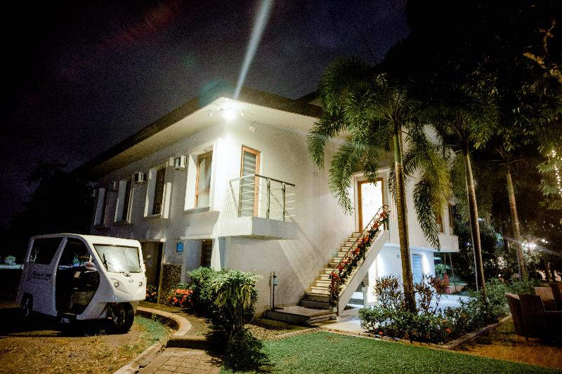 Estancia De Lorenzo Tarlac image